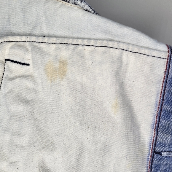 7 For All Mankind Denim Jacket in Washed Blue Size Medium - Picture 9 of 11